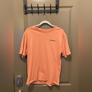 Medium Sized Patagonia T-shirt, Salmon colored or Pink
